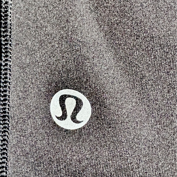 Lululemon Speed Up Crop 21” - Size 4 - Black - Picture 8 of 14